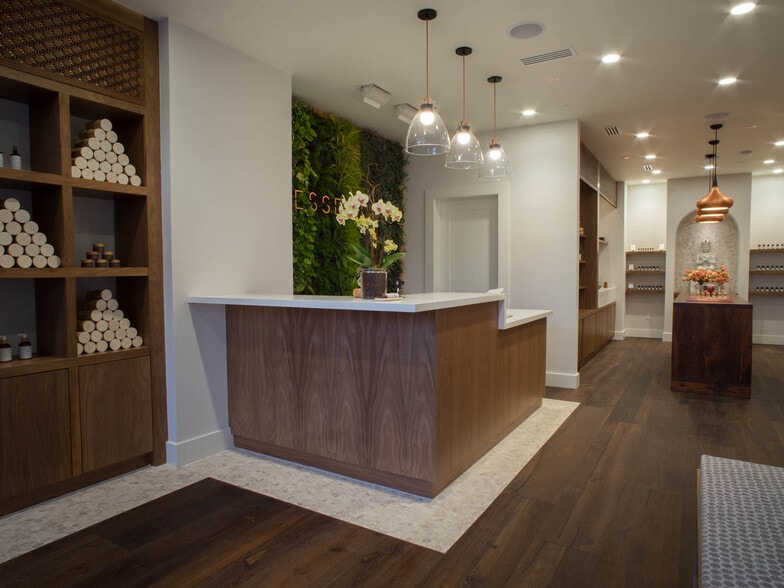 More Photos Of 2441 Park Blvd, Palo Alto Unknown For Lease