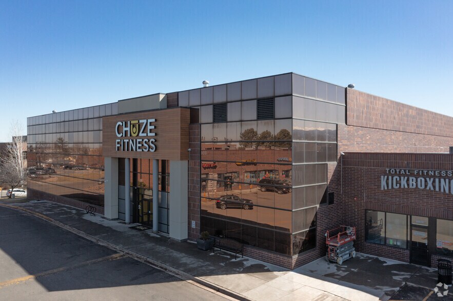 More Photos Of 8936-9046 W Bowles Ave, Littleton Unknown For Lease