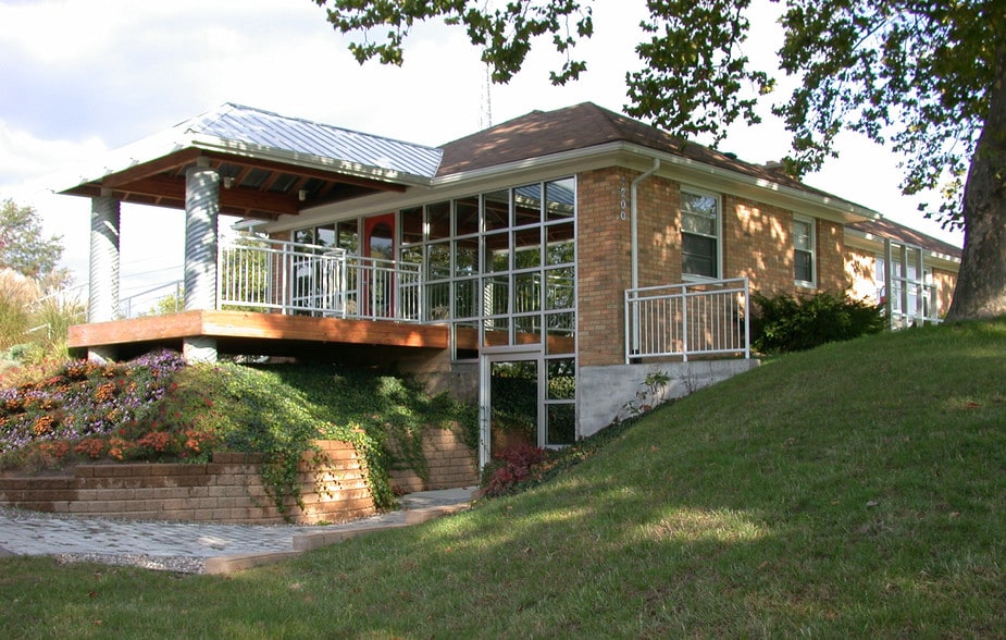 More Photos Of 4200 S 9th St, Kalamazoo Office Residential For Lease
