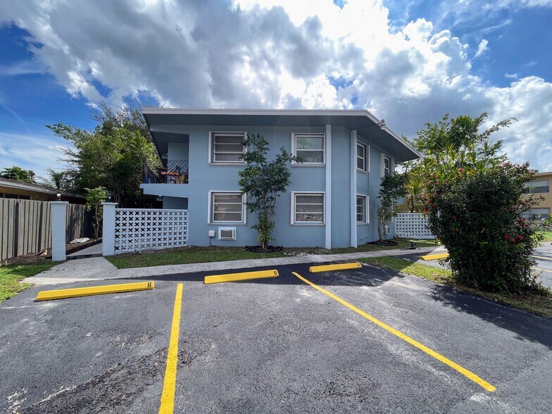 More Photos Of 3760 SW 1st St, Fort Lauderdale Apartments For Sale