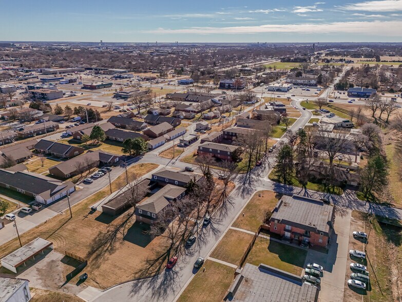 More Photos Of 3102 Sierra Pky, Hutchinson Apartments For Sale