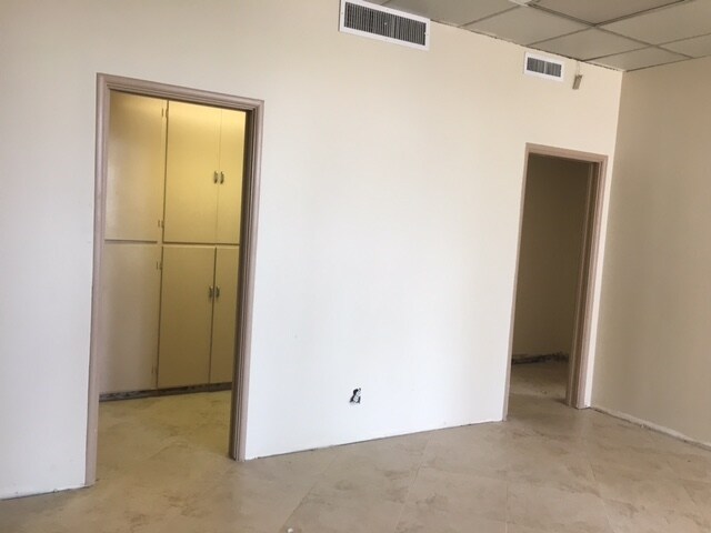 More Photos Of 218 W E St, Ontario Medical For Sale