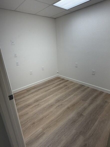 More Photos Of 3443 Tamiami Trl, Port Charlotte Medical For Lease