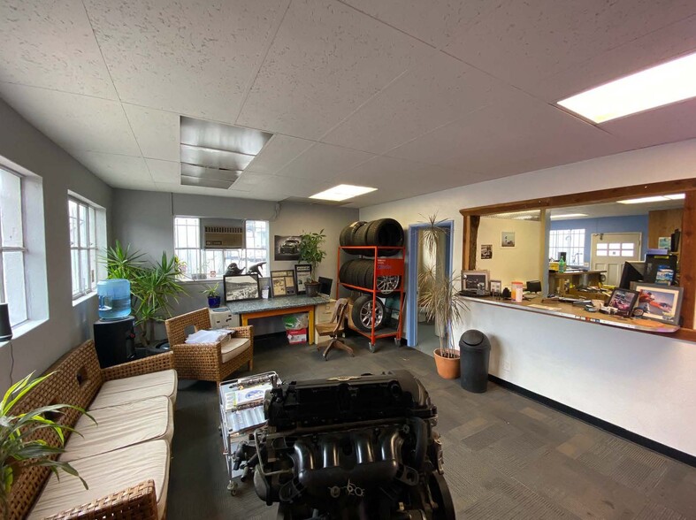 More Photos Of 3425 Ettie St, Oakland Warehouse For Lease