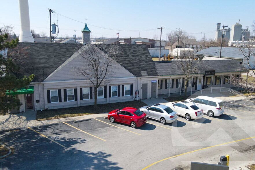 Primary Photo Of 705 Conant St, Maumee Office For Sale