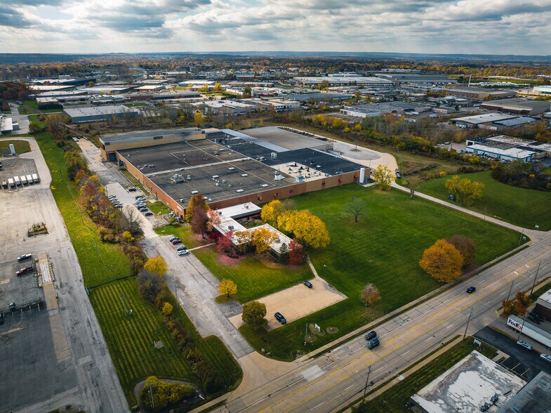 Primary Photo Of 26300 Miles Rd, Bedford Heights Warehouse For Lease