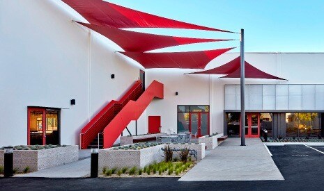 More Photos Of 2777 N Ontario St, Burbank Light Distribution For Lease