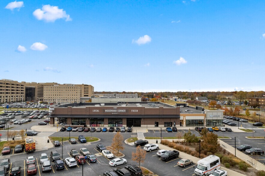 More Photos Of Woodward Ave, Royal Oak Unknown For Lease