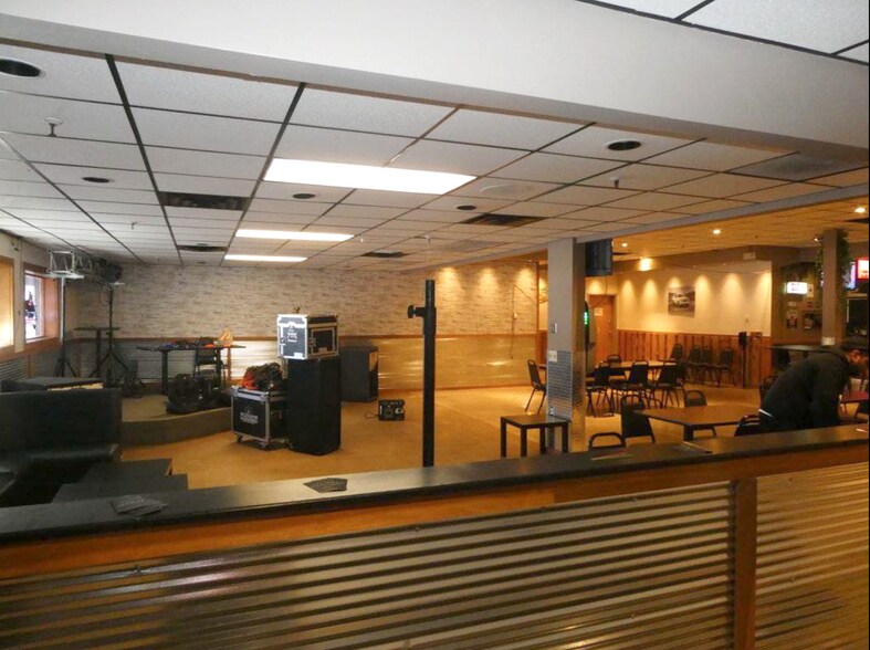 More Photos Of 1040 Osborne Rd NE, Fridley Lodge Meeting Hall For Lease