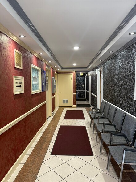 More Photos Of 7330 Indianapolis Blvd, Hammond Medical For Lease