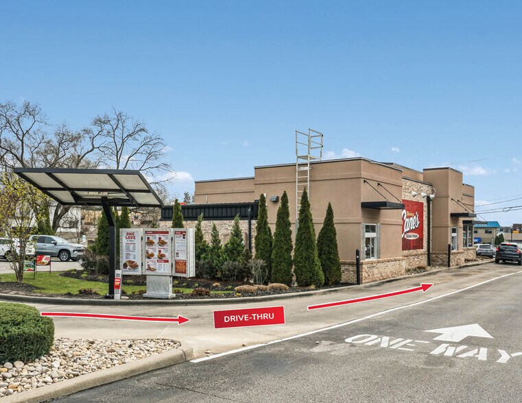 More Photos Of 3820 Race Rd, Cincinnati General Retail For Sale