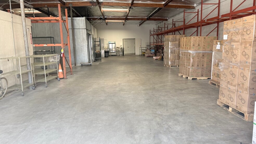 More Photos Of 2412 Lee Ave, South El Monte Warehouse For Lease