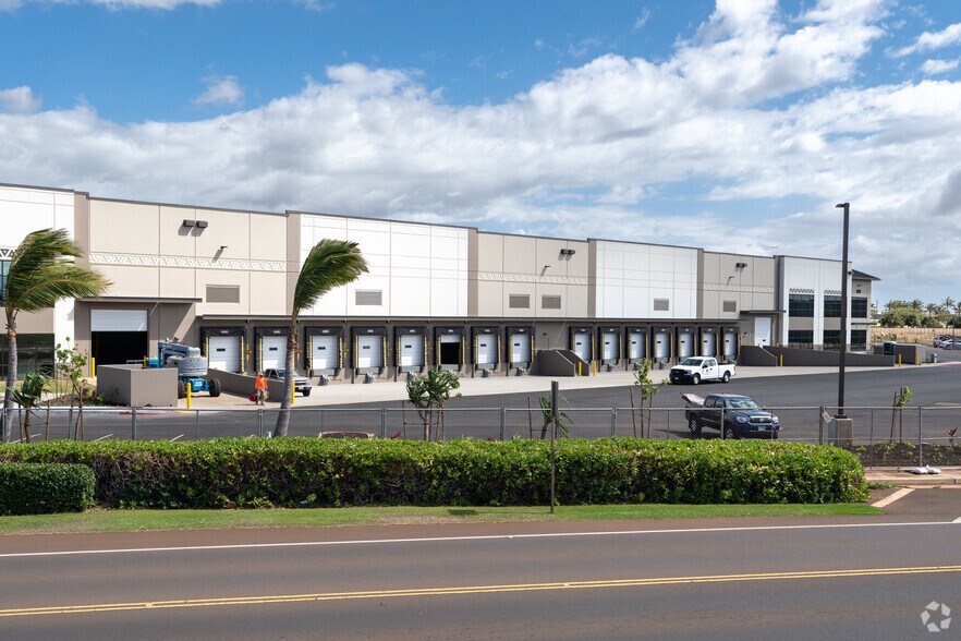 More Photos Of 250 Lauo Loop, Kahului Warehouse For Lease