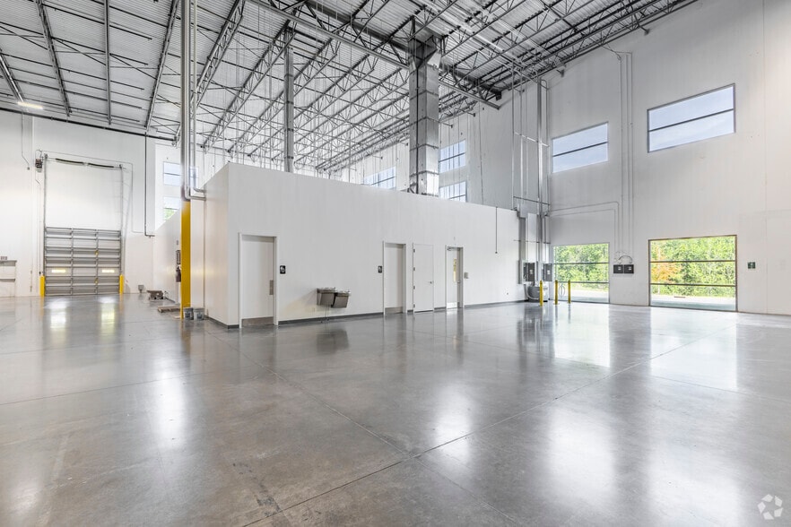 More Photos Of 10137 Horton Rd, Charlotte Distribution For Lease