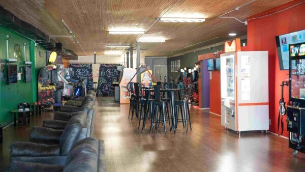 More Photos Of 110 1st Ave SE, Winchester Storefront Retail Office For Sale