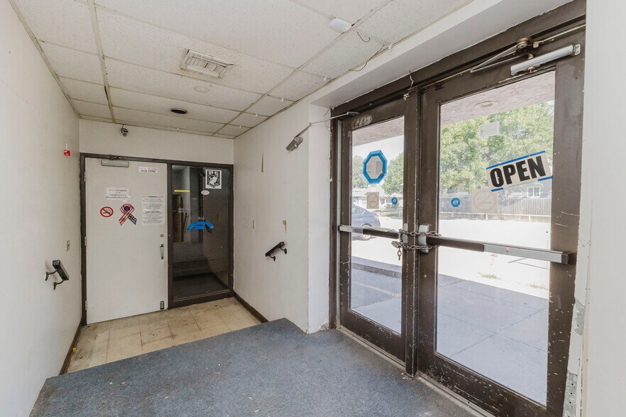 More Photos Of 1560 S Topeka St, Wichita Lodge Meeting Hall For Sale