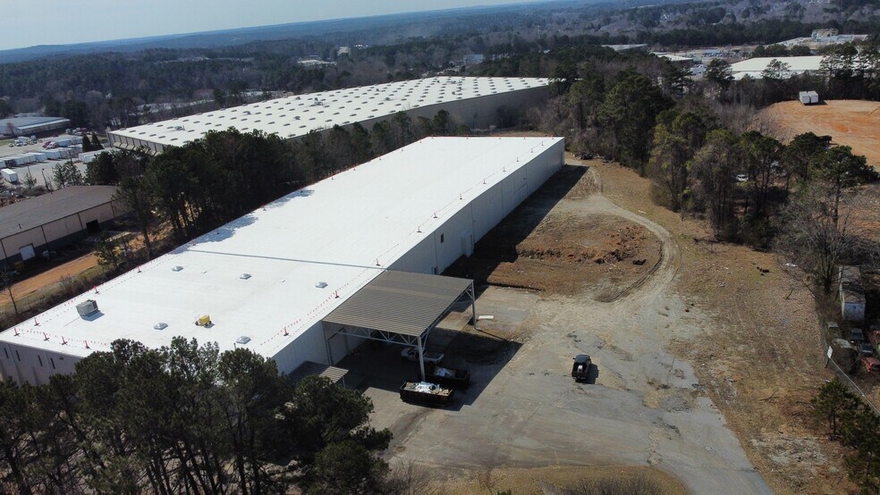 More Photos Of 2101 Randall Rd, Lithonia Warehouse For Lease