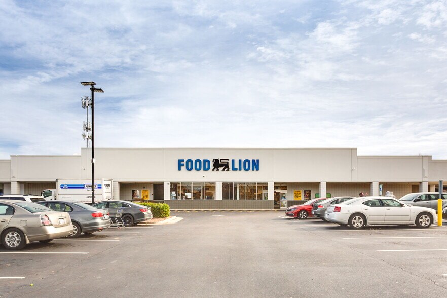 More Photos Of 1100 N Raleigh Blvd, Raleigh Unknown For Lease