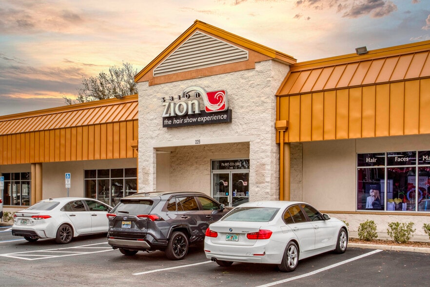 More Photos Of 225 N Ronald Reagan Blvd, Longwood General Retail For Lease