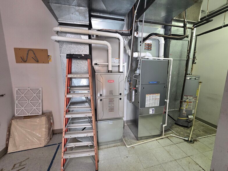 More Photos Of 2 Depot St, Greencastle Medical For Sale