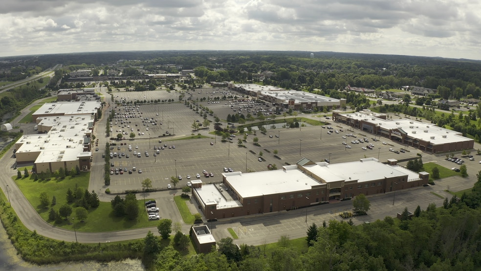 More Photos Of 913-1070 Holt Rd, Webster Unknown For Lease