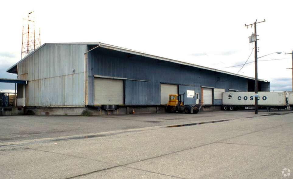 Primary Photo Of 1830 13th Ave SW, Seattle Truck Terminal For Lease