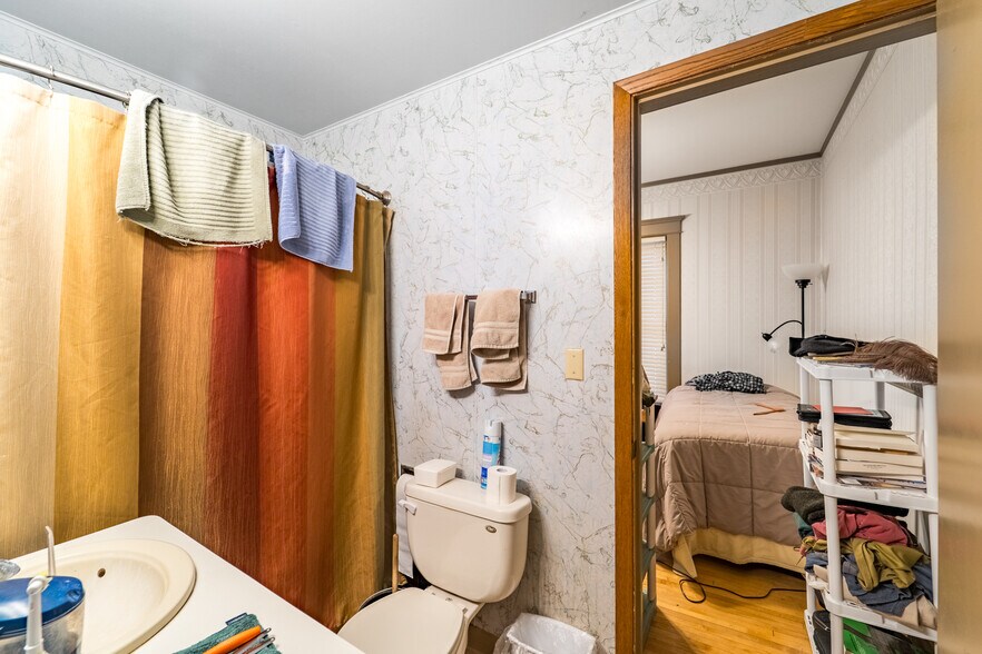 More Photos Of 550 S 1st Ave, Wausau Multifamily For Sale