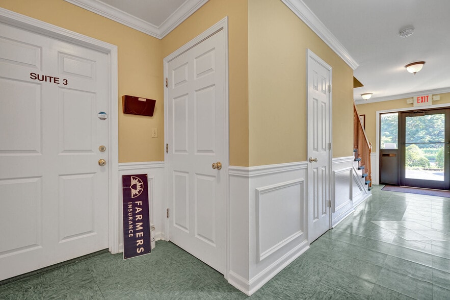 More Photos Of 426 Herbertsville Rd, Brick Office Residential For Sale