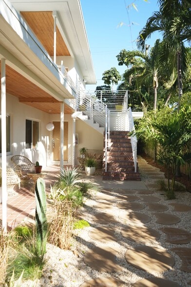 More Photos Of 2904 N Ocean Blvd, Fort Lauderdale Apartments For Sale