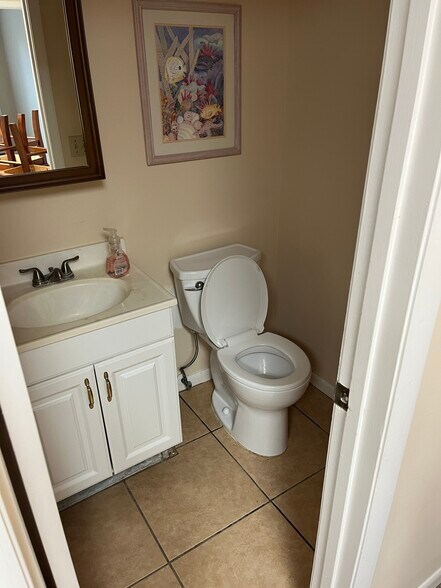 More Photos Of 5807 Macy Ave, Jacksonville Office For Sale