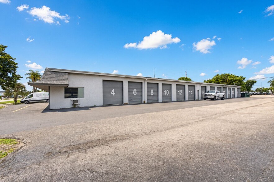 More Photos Of 1334 S Killian Dr, Lake Park Warehouse For Sale