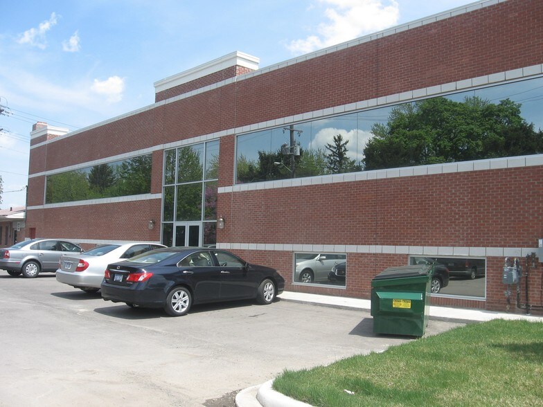 More Photos Of 27031-27041 Southfield Rd, Southfield Office For Sale