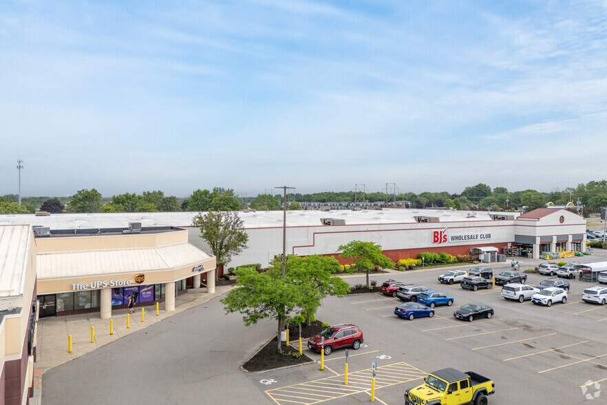 More Photos Of 4408 Milestrip Rd, Hamburg Unknown For Lease