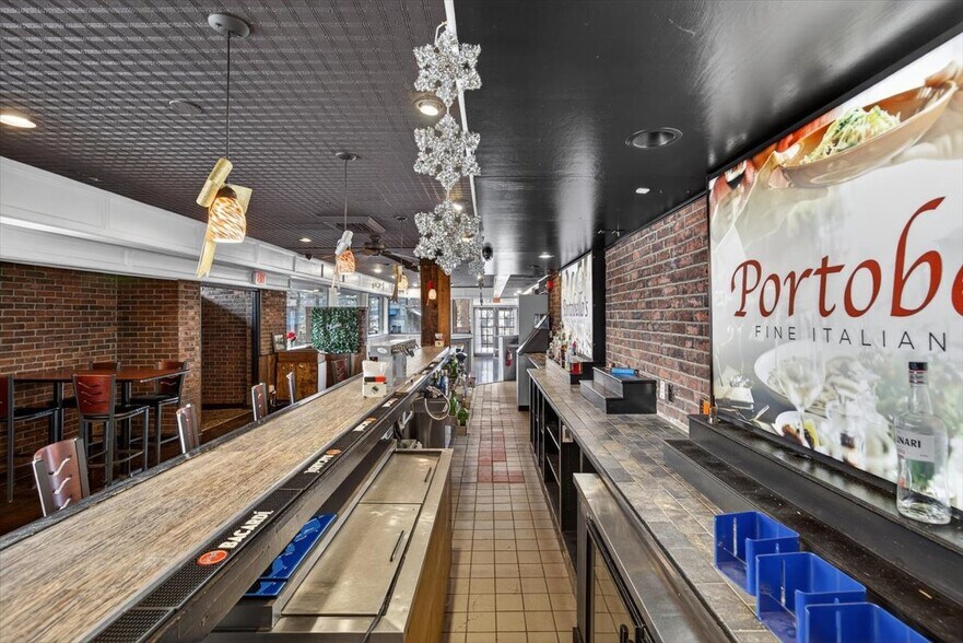 More Photos Of 5 Main St, Derby Restaurant For Sale