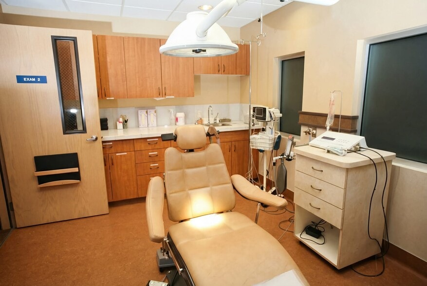 More Photos Of 1809 4th St, Marysville Medical For Sale