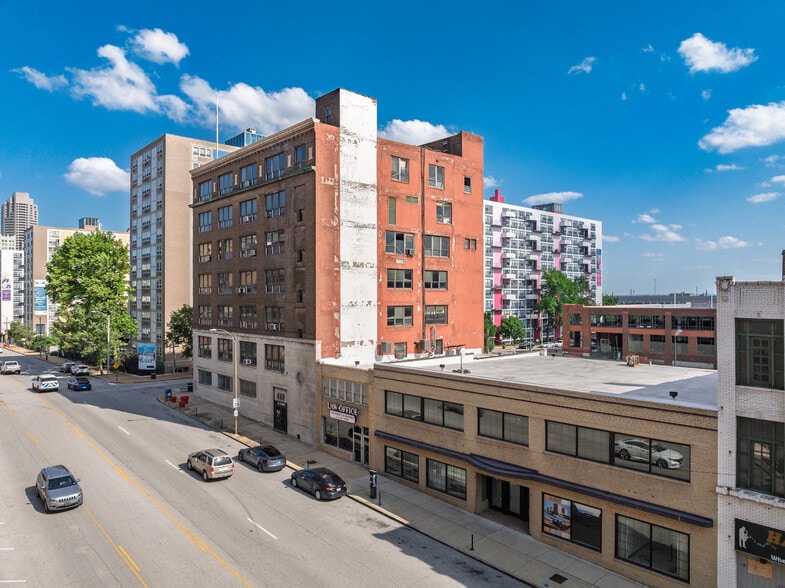 More Photos Of 1700 Olive St, Saint Louis Office For Sale