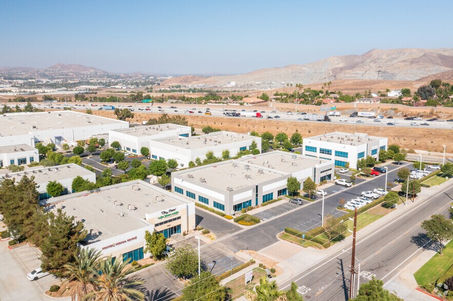 More Photos Of 1373 Old Temescal Rd, Corona Office For Lease