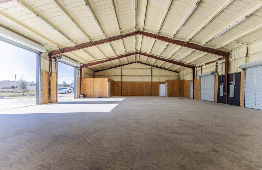More Photos Of 803 S 2nd Ave, Mansfield Industrial For Sale