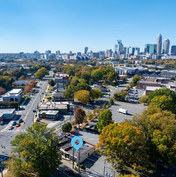 More Photos Of 1427 E 10th St, Charlotte General Retail For Lease