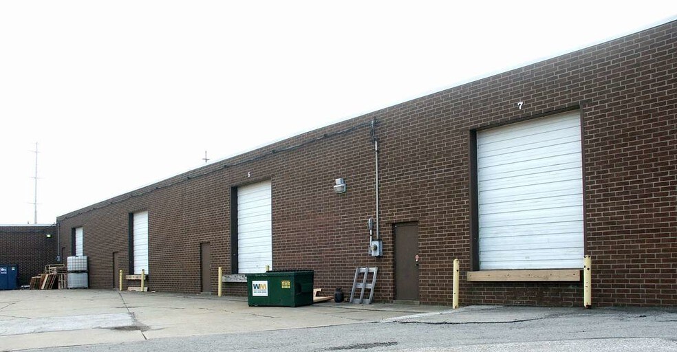 More Photos Of 4906-4920 Van Epps Rd, Brooklyn Heights Manufacturing For Lease