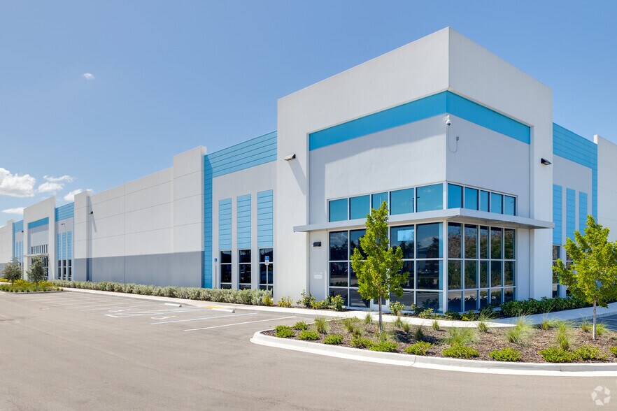 Primary Photo Of 16200 Ben Hill Griffin Pky, Fort Myers Unknown For Lease