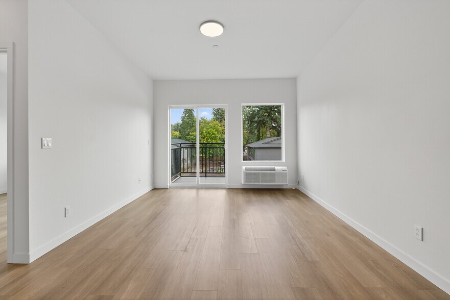 More Photos Of 3254 SE 90th Pl, Portland Apartments For Sale