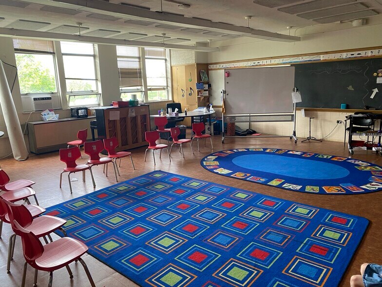 More Photos Of 940 Fillmore St, Denver Schools For Lease