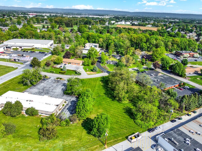 More Photos Of 880 Century Dr, Mechanicsburg Medical For Lease