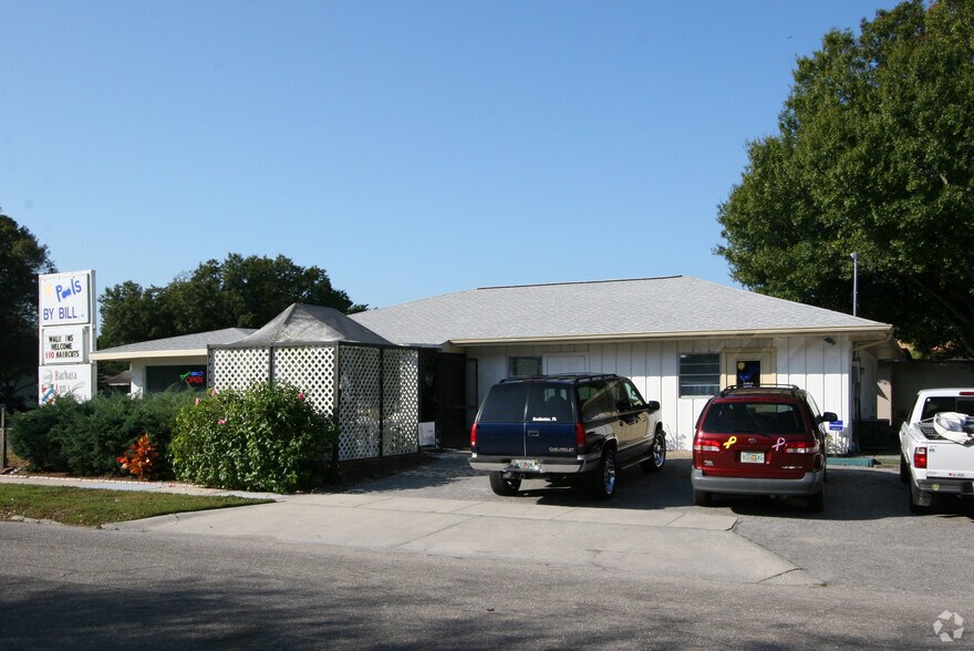 More Photos Of 4800 Manatee Ave, Bradenton Freestanding For Lease
