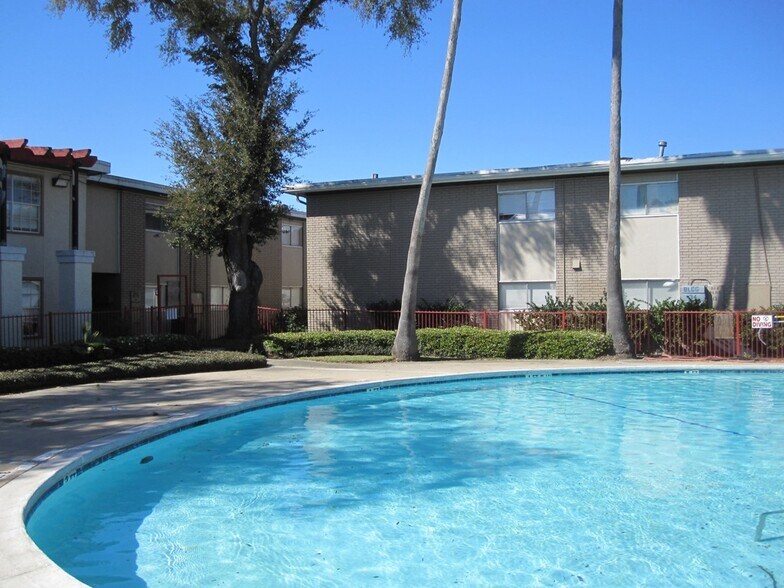 4101 S Shaver St, Pasadena, TX 77504 Apartments For Sale