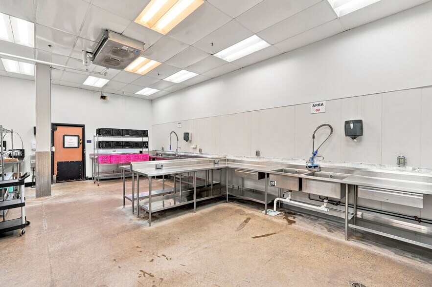 More Photos Of 100 James E Casey Dr, Buffalo Industrial For Sale