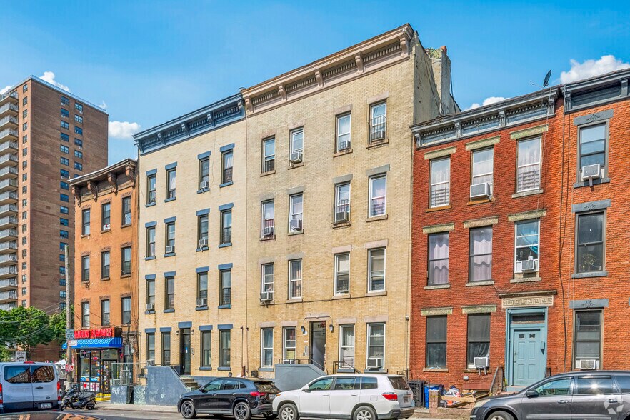 More Photos Of 190 Rockaway Ave, Brooklyn Apartments For Sale