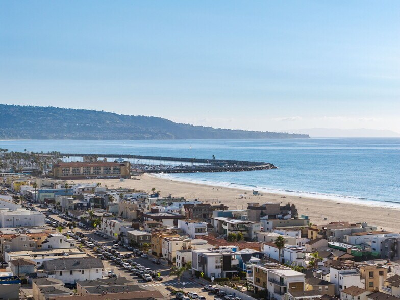 More Photos Of 825 Manhattan Ave, Hermosa Beach Apartments For Sale