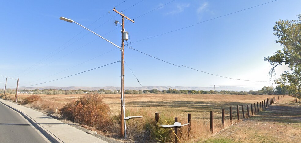 More Photos Of NKA NKA South 16th Avenue Ave, Yakima Land For Sale